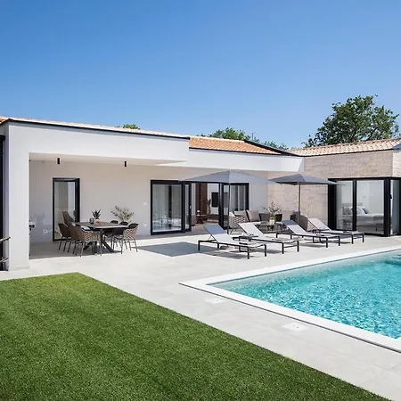 Villa Moel By Istrialux *
